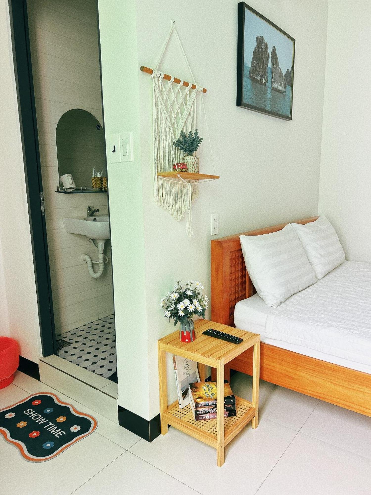 Nang Homestay Туихоа Экстерьер фото