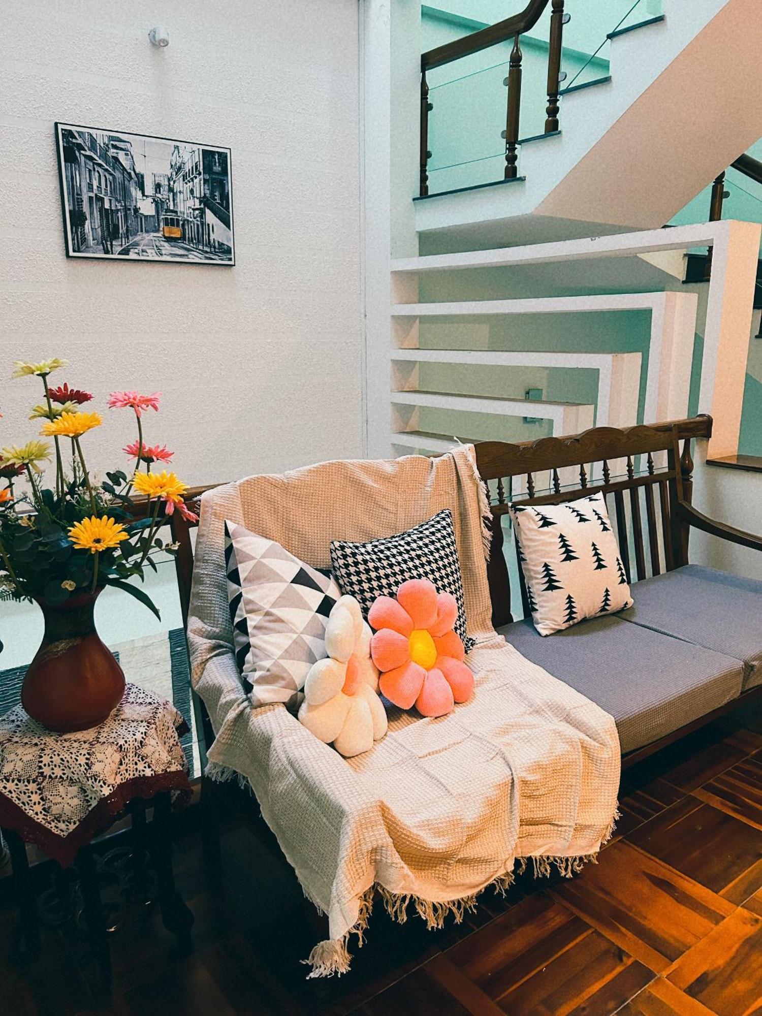 Nang Homestay Туихоа Экстерьер фото