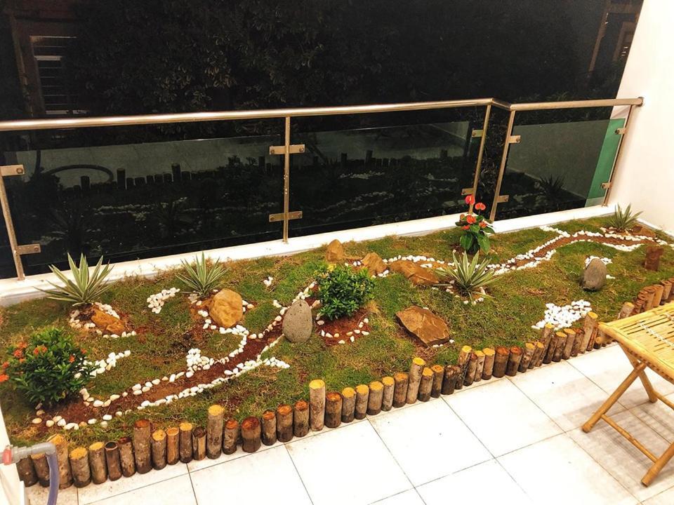 Nang Homestay Туихоа Экстерьер фото